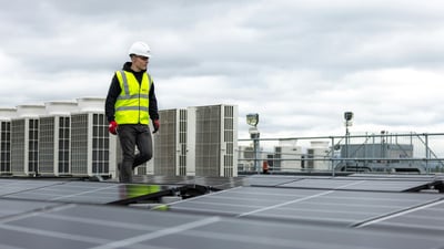 How a Connected Microgrid Helps Manufacturers Slash Demand Charges